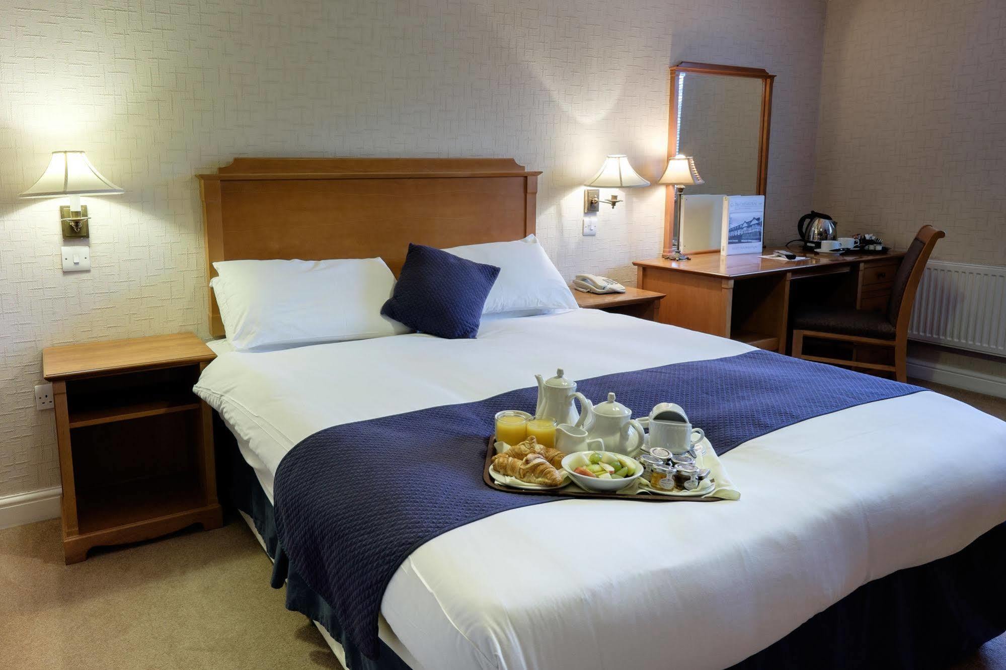 The Cathedral Hotel Lichfield Ngoại thất bức ảnh